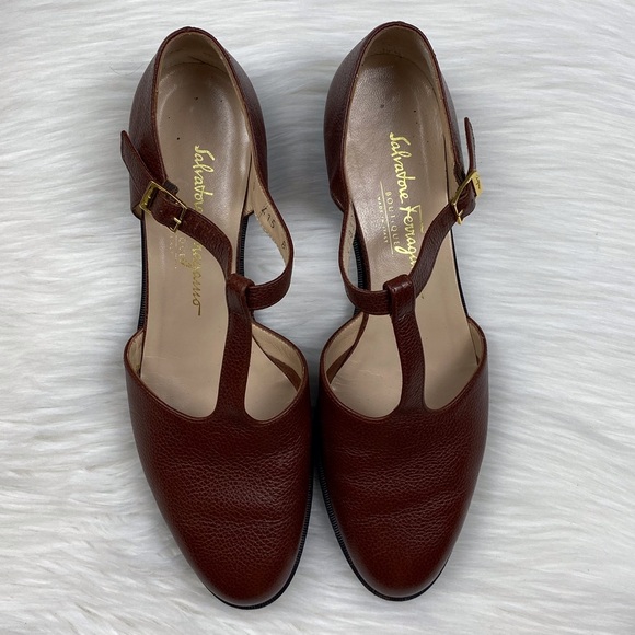 Salvador Ferragamo Leather T Strap Shoes Size 8.5 - Picture 2 of 8